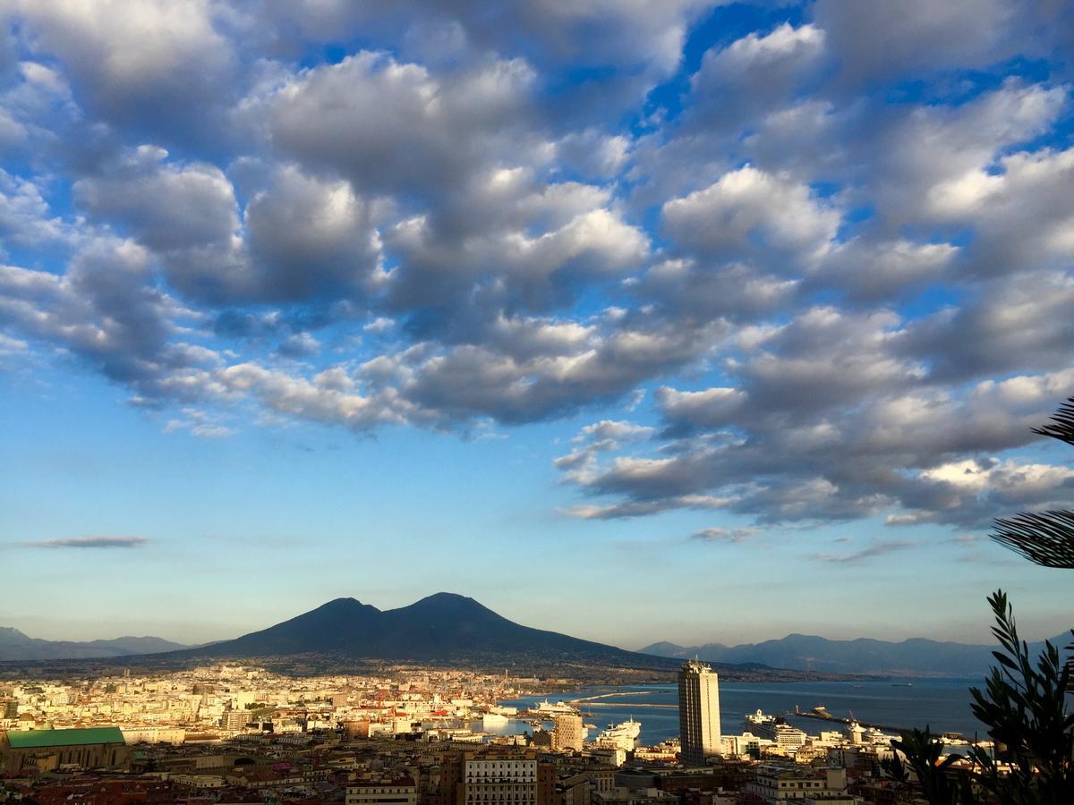 Mansarda Bellini 84 Hotel Naples Luaran gambar