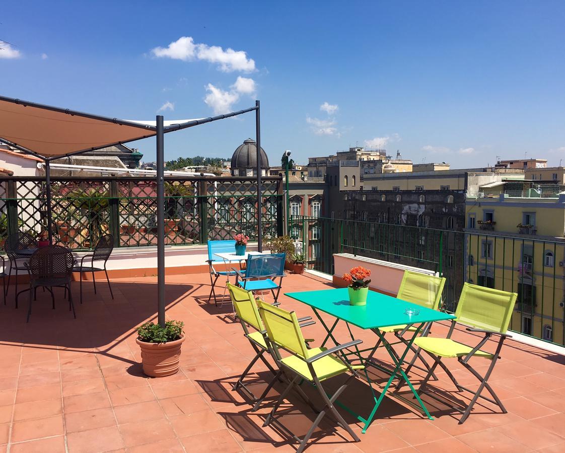 Mansarda Bellini 84 Hotel Naples Luaran gambar